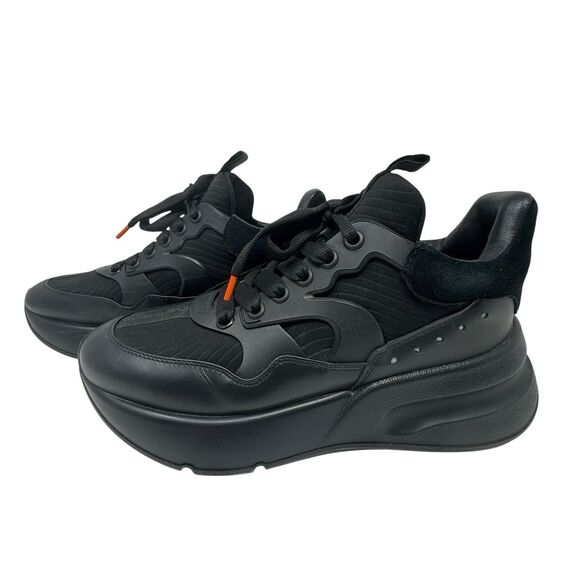 Alexander McQueen Men's Runner Size 40 EU/ 7 US Triple Black Or Womens 10 - Picture 5 of 9